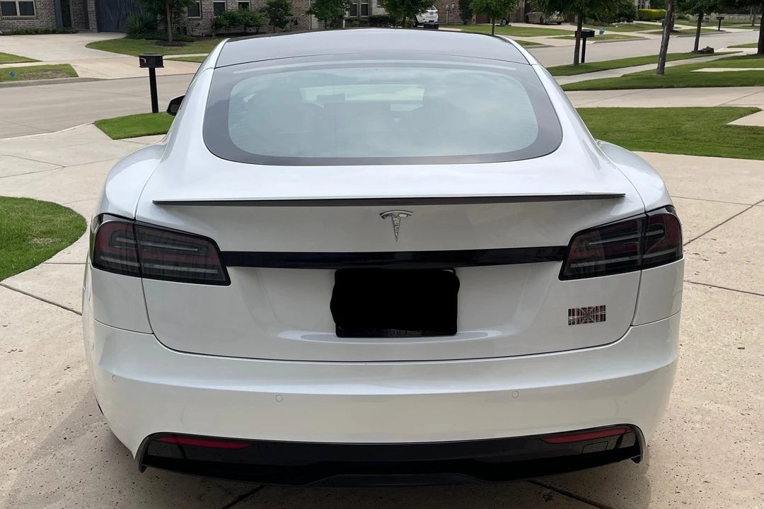 2022 Tesla Model S Plaid - Image 5 of 31