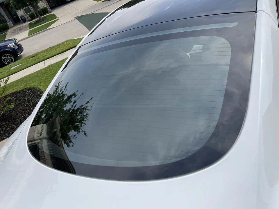 2022 Tesla Model S Plaid - Image 28 of 31