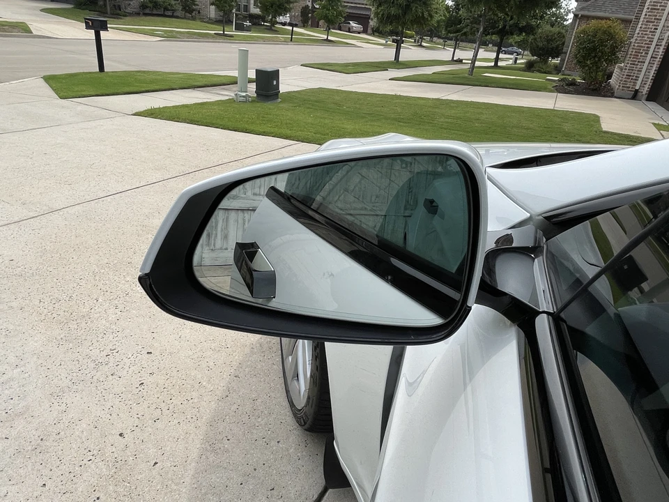 2022 Tesla Model S Plaid - Image 21 of 31
