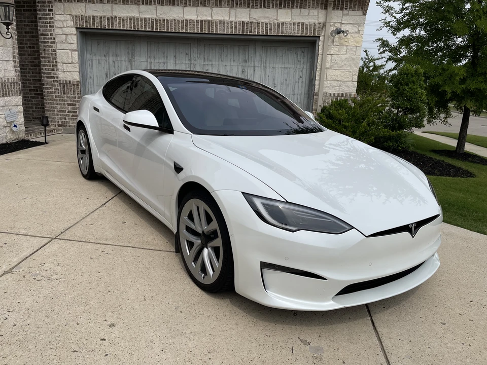 2022 Tesla Model S Plaid - Image 15 of 31