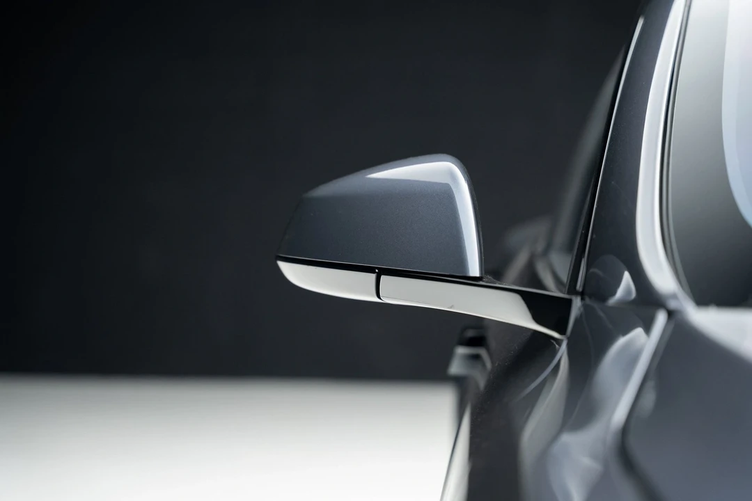 2022 Tesla Model S Plaid - Image 13 of 21