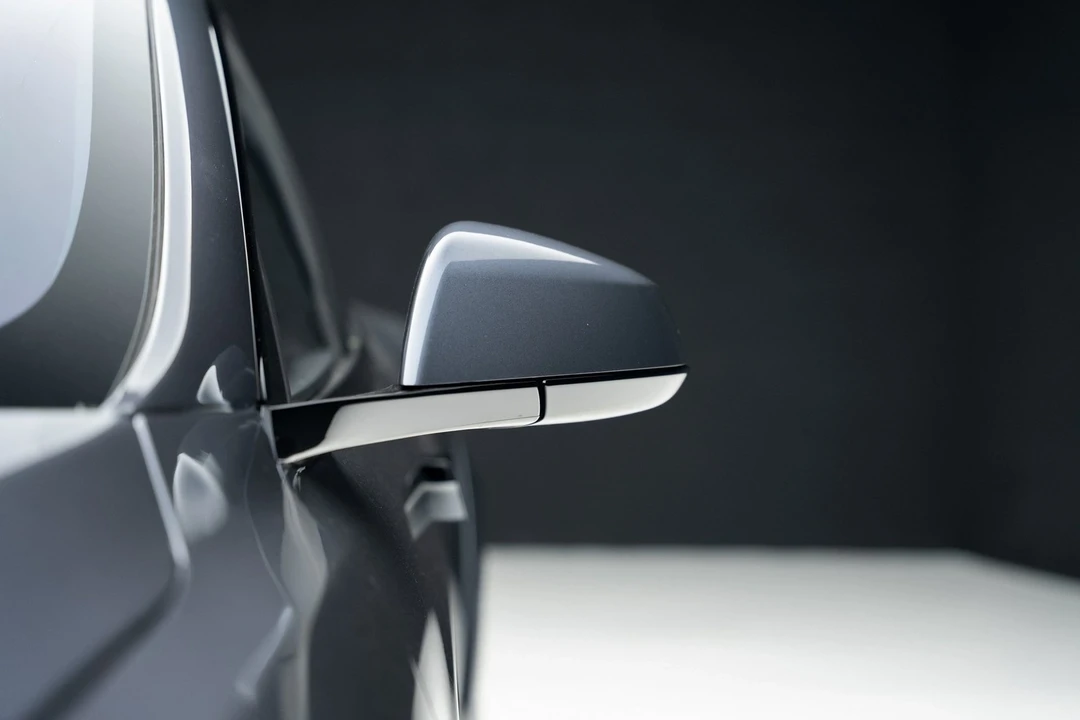 2022 Tesla Model S Plaid - Image 14 of 21