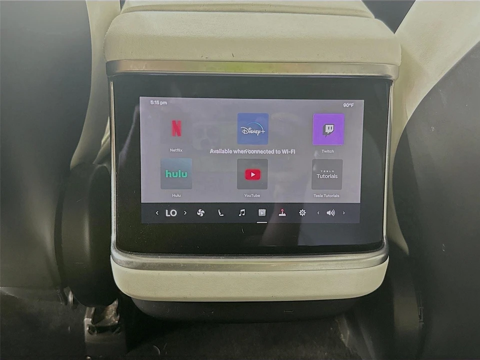2022 Tesla Model S Plaid - Image 12 of 21