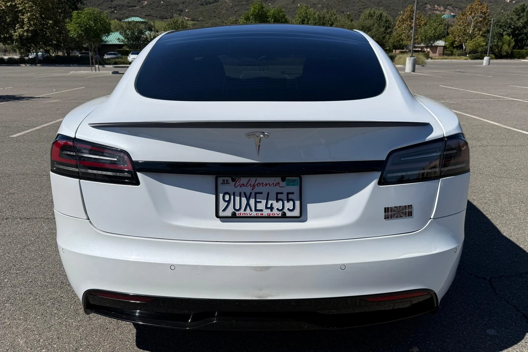2022 Tesla Model S Plaid - Image 5 of 31