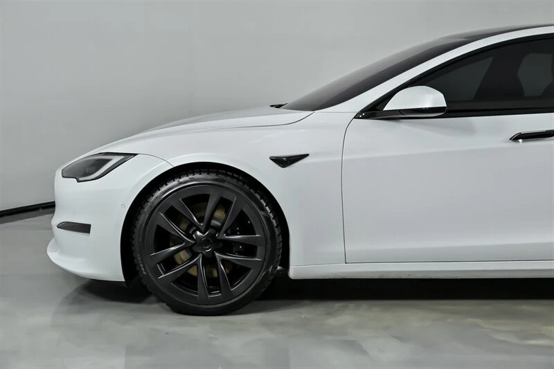 2022 Tesla Model S Plaid - Image 7 of 12