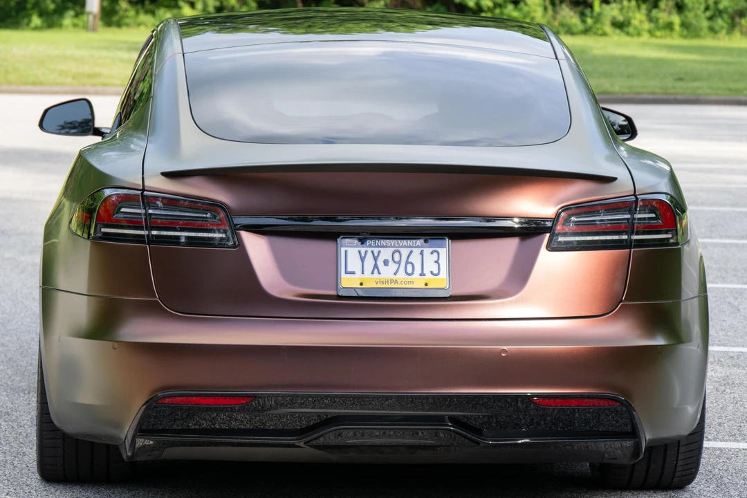 2022 Tesla Model S Plaid - Image 5 of 31