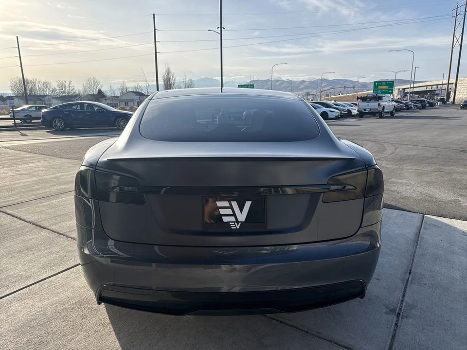 2022 Tesla Model S Plaid - Image 7 of 21