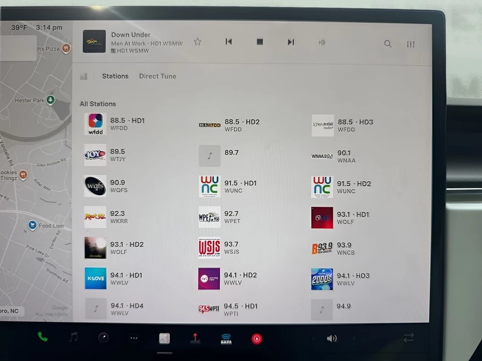 2022 Tesla Model S Plaid - Image 18 of 21