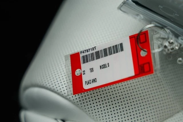 2022 Tesla Model S Plaid - Image 7 of 12