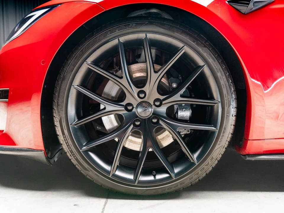 2022 Tesla Model S Plaid - Image 3 of 12