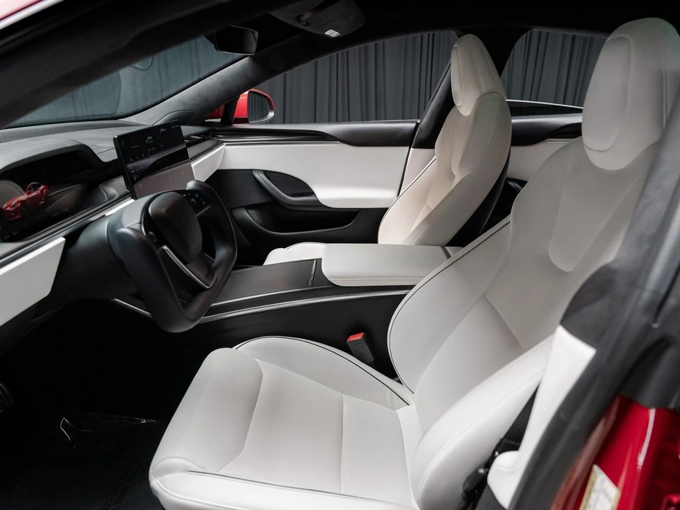 2022 Tesla Model S Plaid - Image 5 of 12