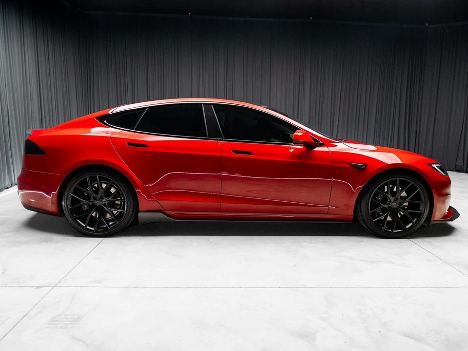 2022 Tesla Model S Plaid - Image 12 of 12