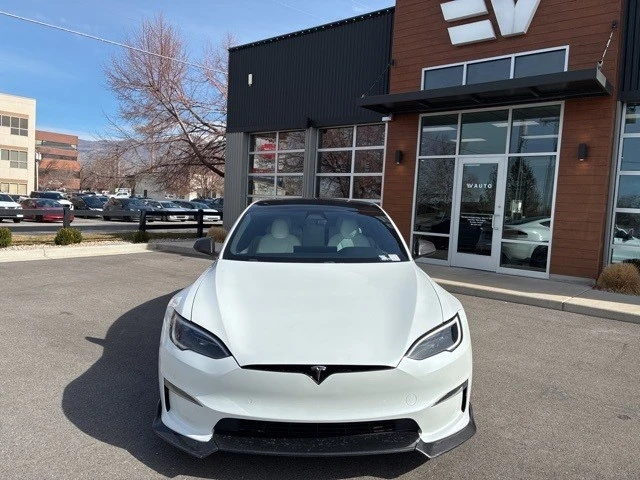 2022 Tesla Model S Plaid - Image 2 of 21