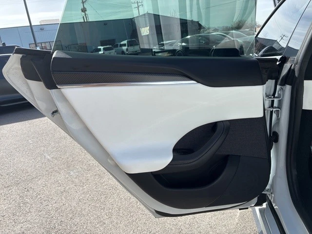 2022 Tesla Model S Plaid - Image 12 of 21