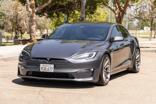 2022 Tesla Model S Plaid