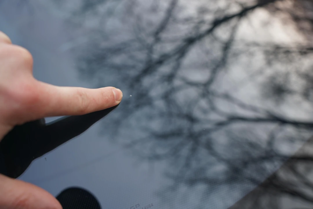 2022 Tesla Model S Plaid - Image 24 of 31