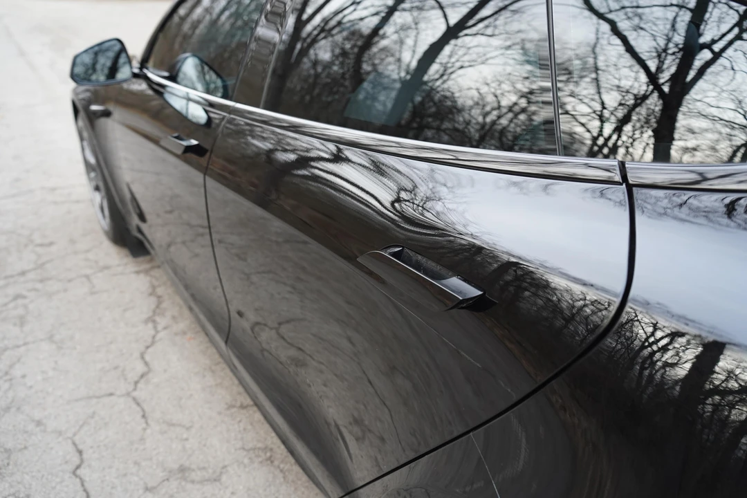 2022 Tesla Model S Plaid - Image 17 of 31