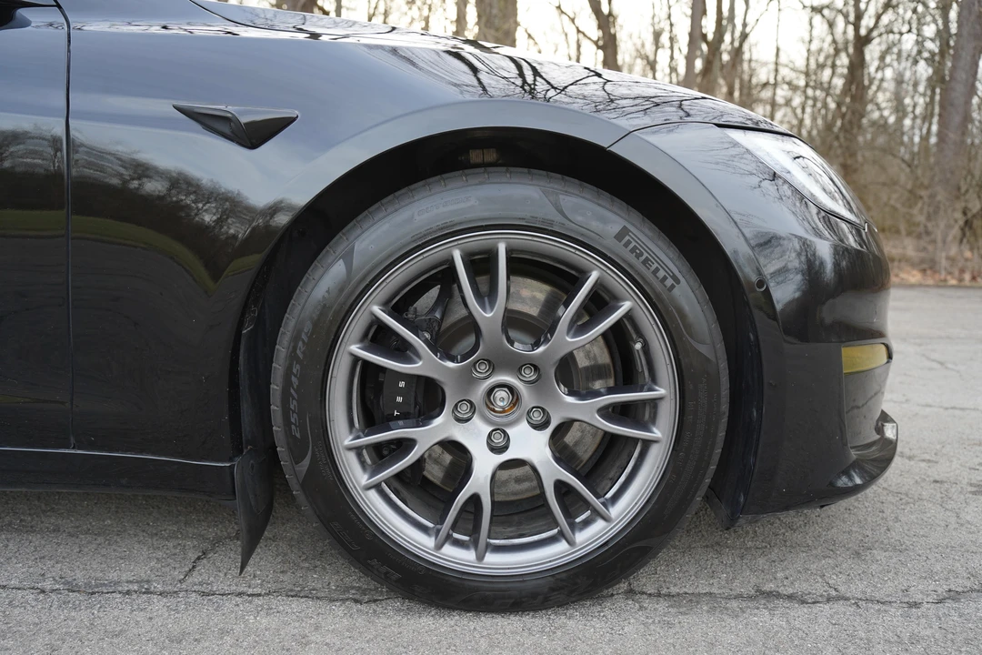 2022 Tesla Model S Plaid - Image 29 of 31