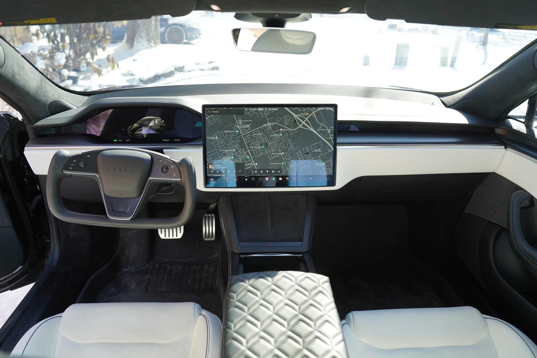 2022 Tesla Model S Plaid - Image 30 of 31