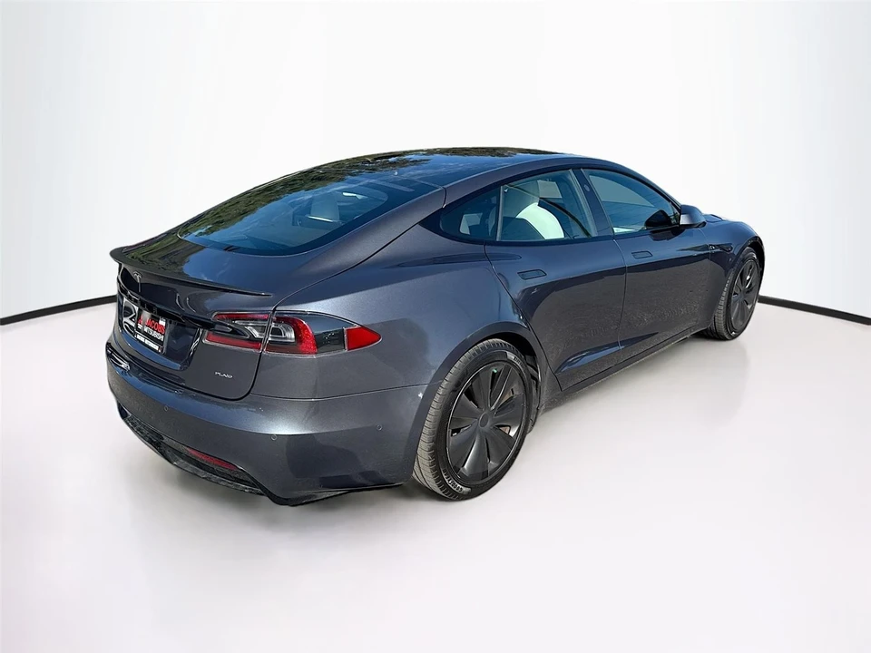 2022 Tesla Model S Plaid - Image 7 of 21