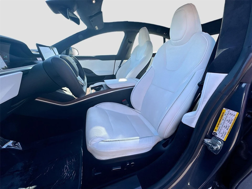 2022 Tesla Model S Plaid - Image 19 of 21