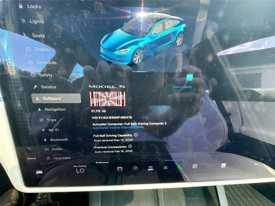 2022 Tesla Model S Plaid - Image 17 of 17