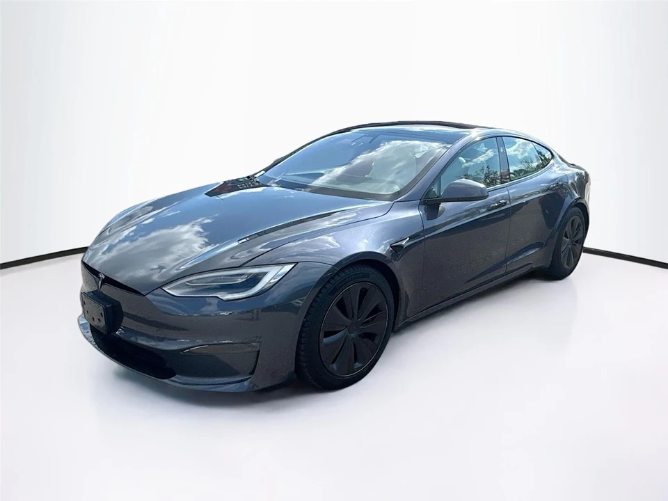 2022 Tesla Model S Plaid - Image 3 of 17