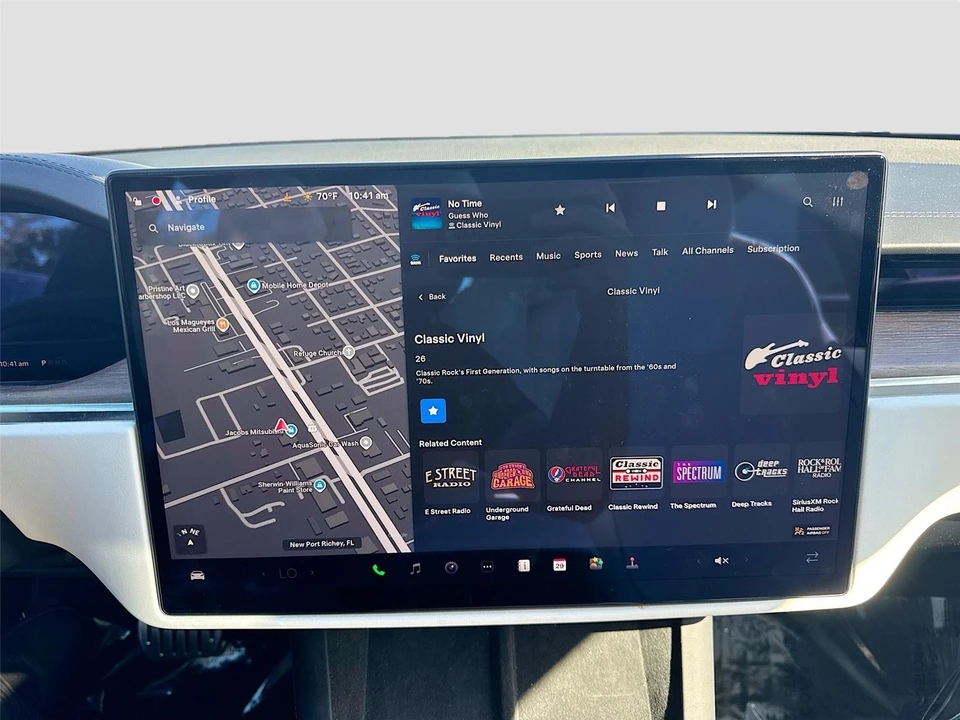 2022 Tesla Model S Plaid - Image 14 of 21