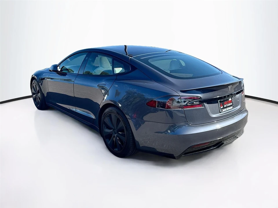 2022 Tesla Model S Plaid - Image 5 of 21