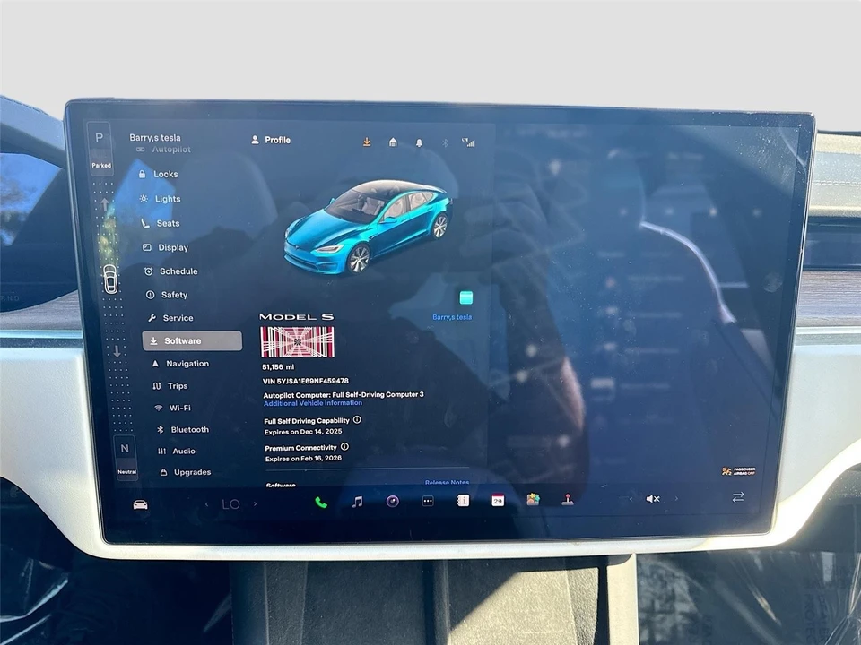 2022 Tesla Model S Plaid - Image 11 of 21