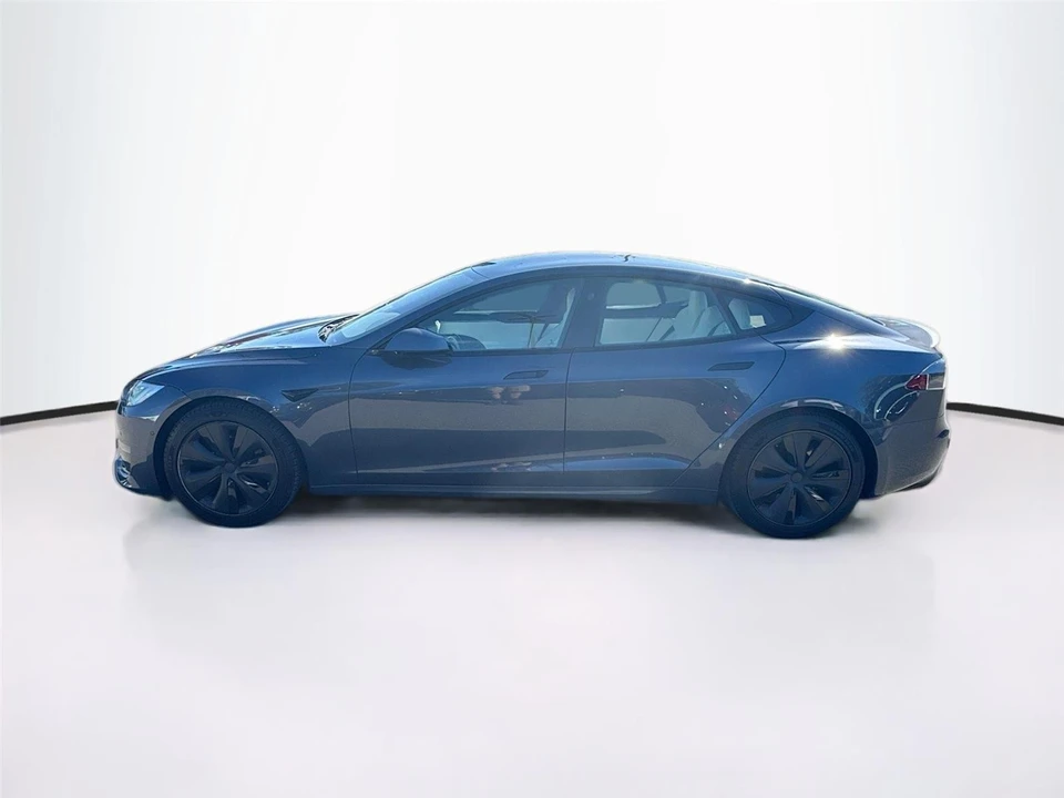 2022 Tesla Model S Plaid - Image 4 of 21
