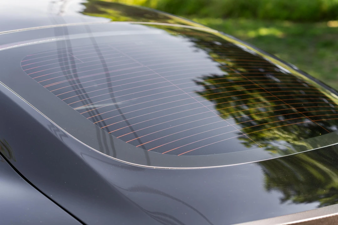 2022 Tesla Model S Plaid - Image 29 of 31