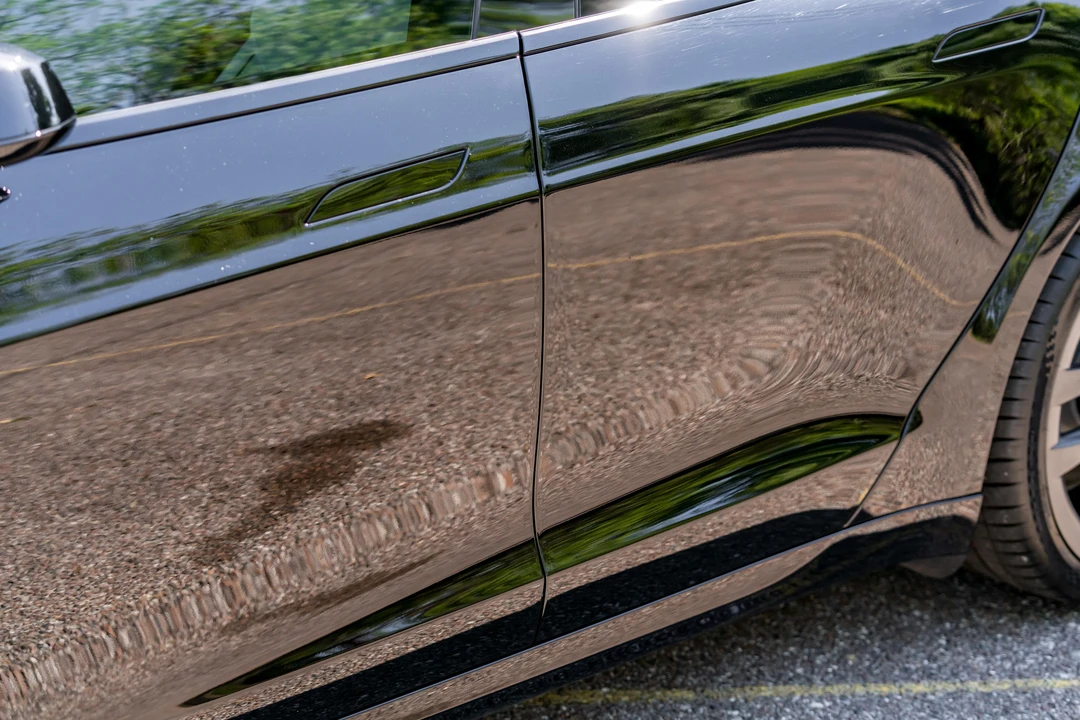 2022 Tesla Model S Plaid - Image 18 of 31