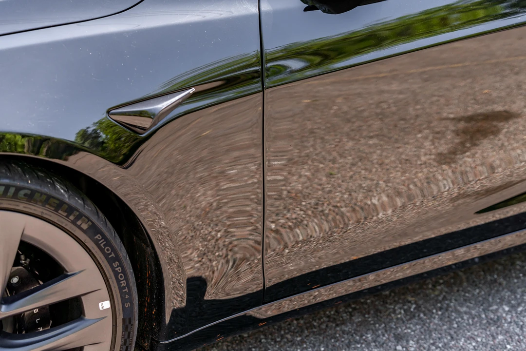 2022 Tesla Model S Plaid - Image 17 of 31