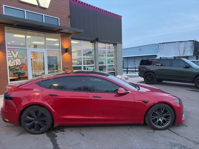 2022 Tesla Model S Plaid - Image 9 of 21