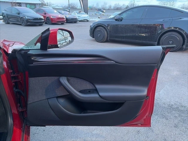 2022 Tesla Model S Plaid - Image 21 of 21
