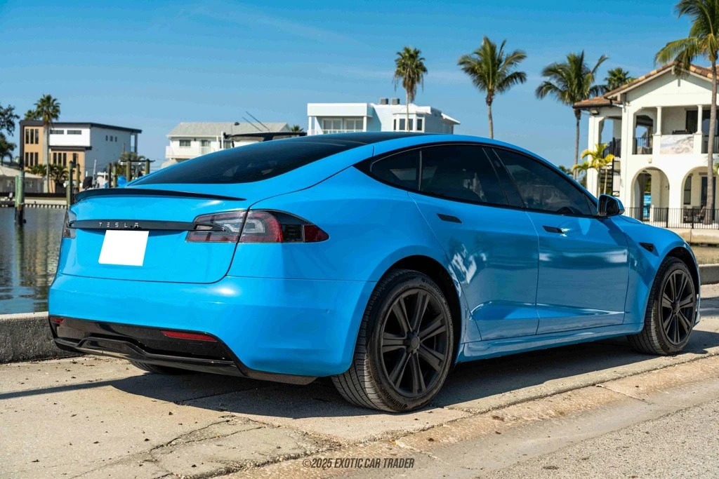 2022 Tesla Model S Plaid - Image 8 of 12