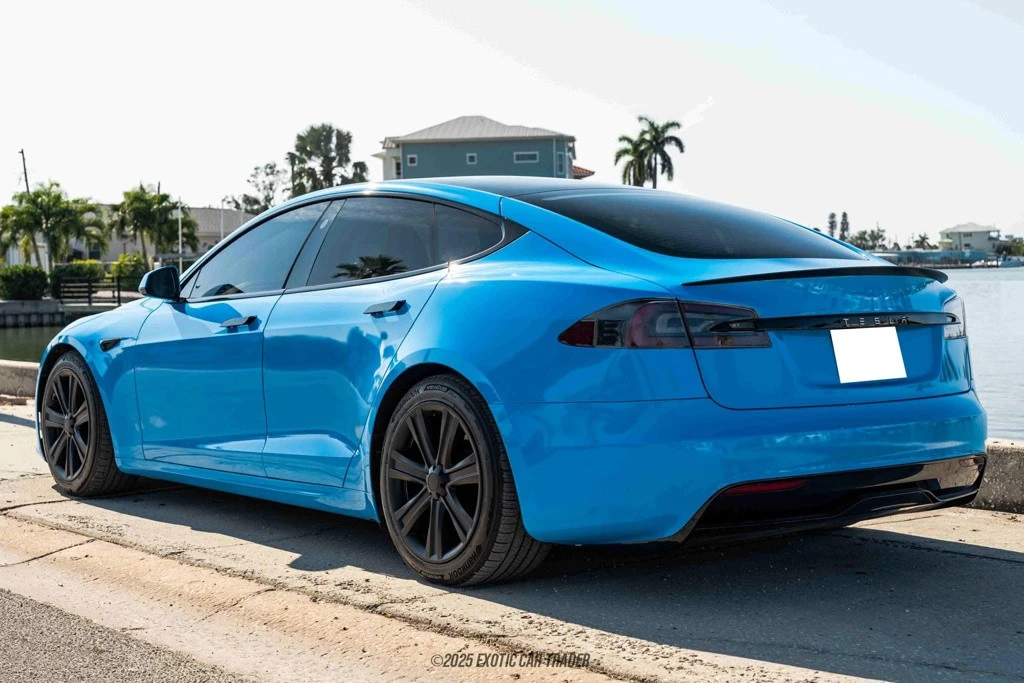 2022 Tesla Model S Plaid - Image 6 of 12