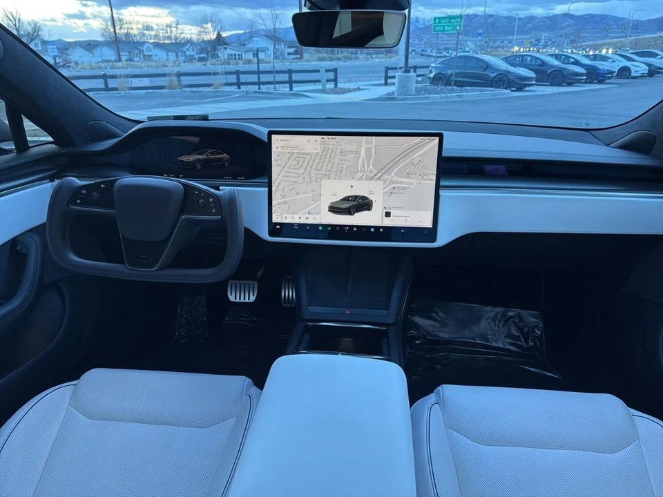 2022 Tesla Model S Plaid - Image 21 of 21