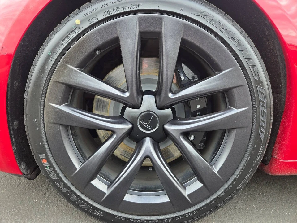 2022 Tesla Model S Plaid - Image 16 of 21