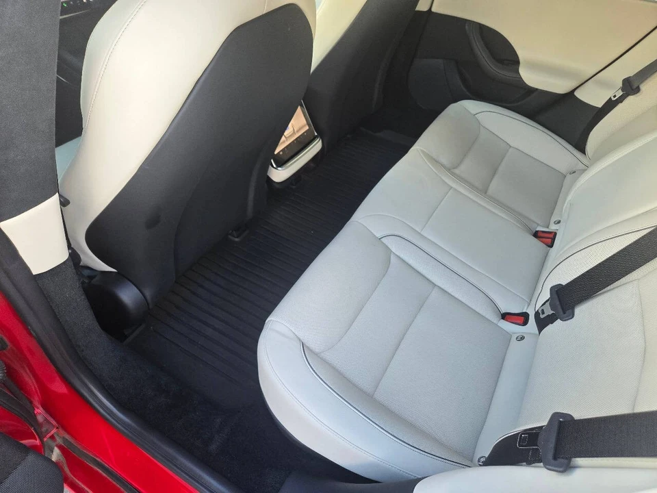 2022 Tesla Model S Plaid - Image 21 of 21