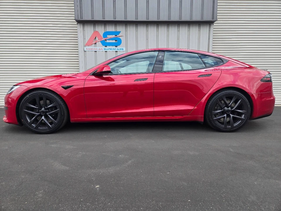 2022 Tesla Model S Plaid - Image 3 of 21