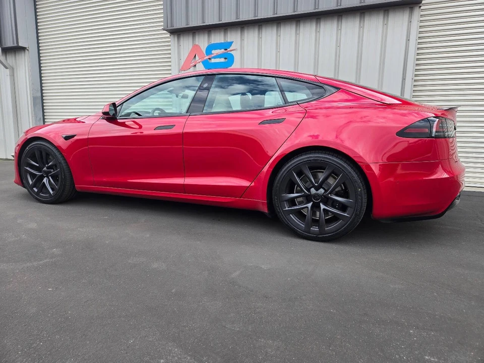 2022 Tesla Model S Plaid - Image 4 of 21