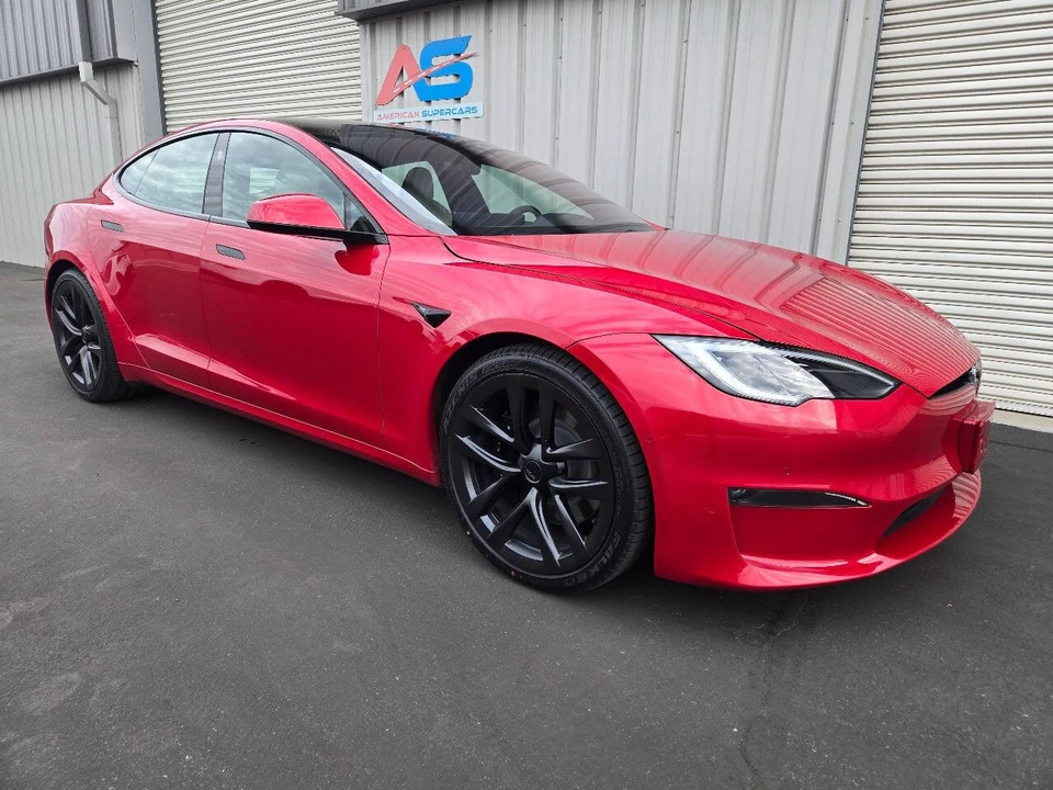 2022 Tesla Model S Plaid - Image 12 of 21
