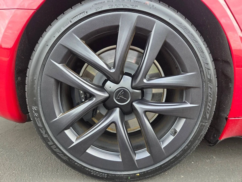 2022 Tesla Model S Plaid - Image 17 of 21