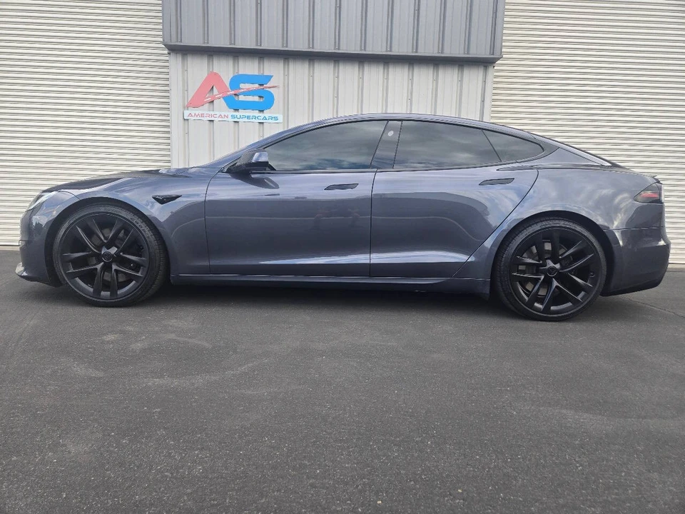 2022 Tesla Model S Plaid - Image 3 of 21