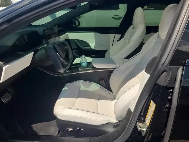 2022 Tesla Model S Plaid - Image 6 of 6