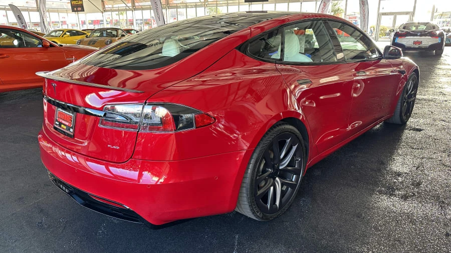 2022 Tesla Model S Plaid - Image 2 of 5