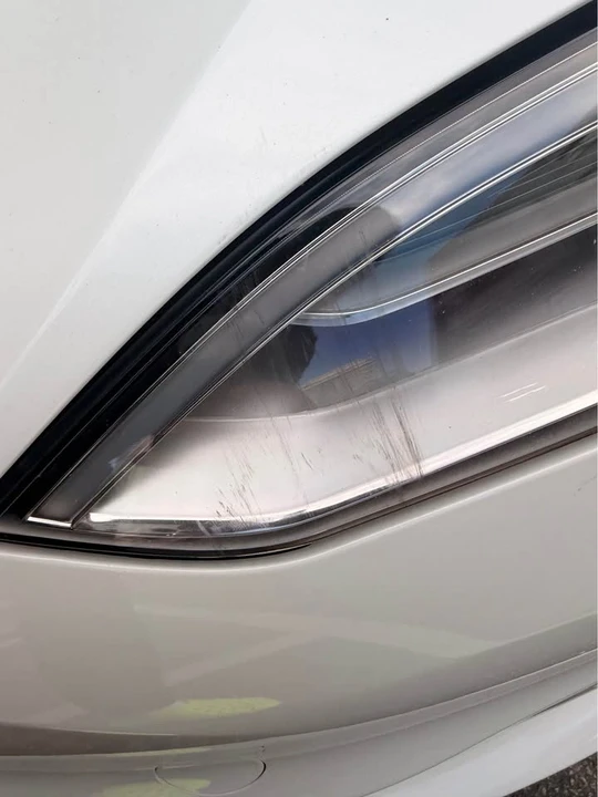 2022 Tesla Model S Plaid - Image 4 of 8