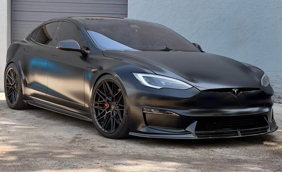 2022 Tesla Model S Plaid - Image 4 of 11